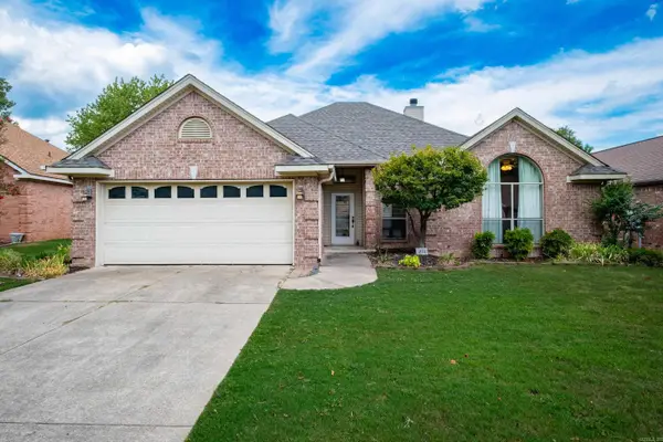 211 Chantilly Circle, Maumelle, AR 72113
