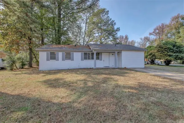 9300 Stardust Trail, Little Rock, AR 72209