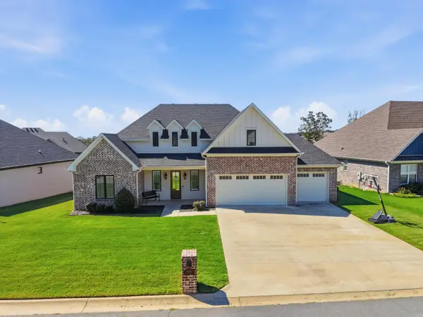 9740 Cliffside Drive, Sherwood, AR 72120