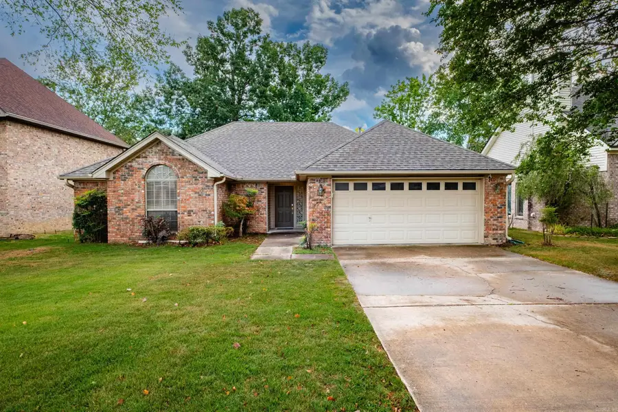210 Chantilly Circle, Maumelle, AR 72113 - #2