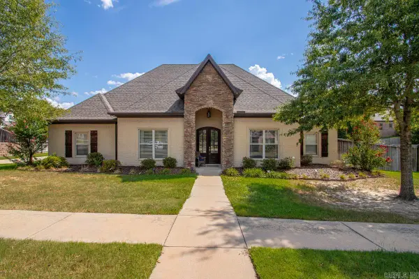 9016 Naples Cove, Benton, AR 72019