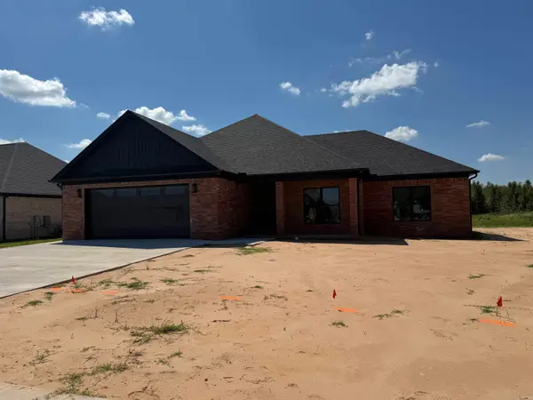 2326 Lakewood Circle, Cabot, AR 72023