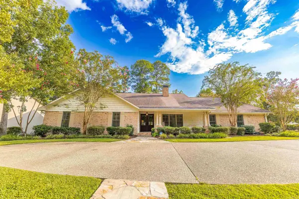 2319 W Oak Street, El Dorado, AR 71730