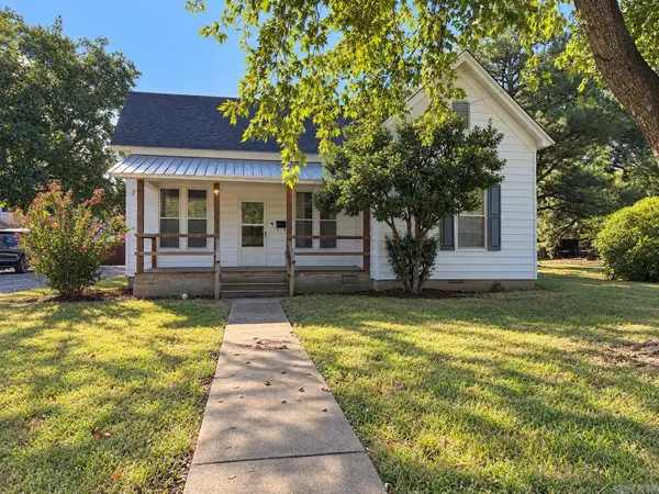 1001 N College Street, Clarksville, AR 72830