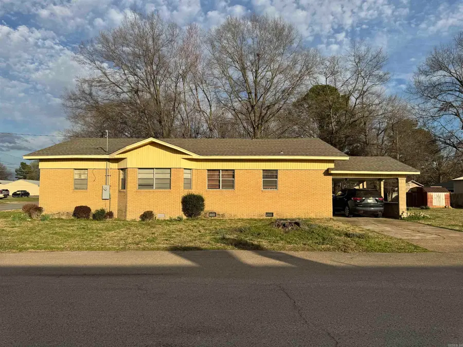 307 W Martin Dr, Wynne, AR 72396 - #2