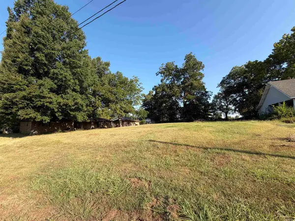 1101 W Emerson Street, Paragould, AR 72450