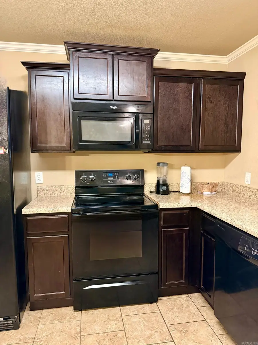 42 Bracey Circle, Little Rock, AR 72204 - #2