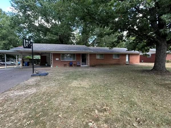 914 N Charlyne, Brinkley, AR 72021