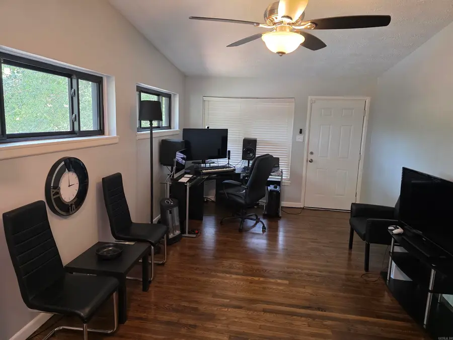 19 Woodcliff Circle, Little Rock, AR 72204 - #3