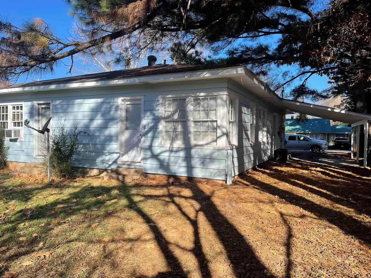 1107 Reynolds St Street, Clarksville, AR 72830 - #1