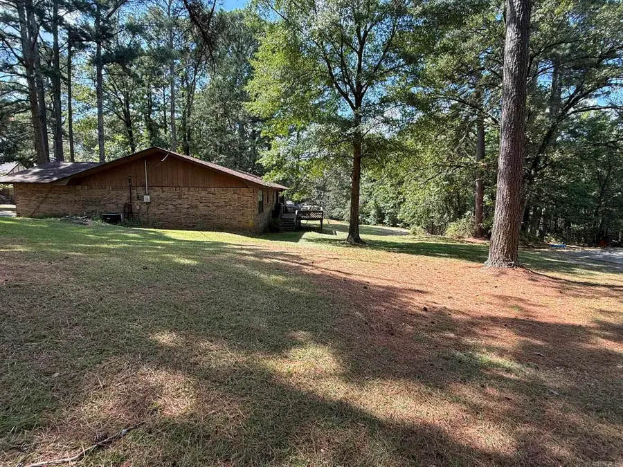 1411 Holly Street, Nashville, AR 71852 - #3