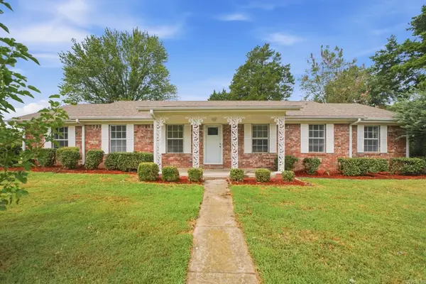 12 Juniper Place, Searcy, AR 72143