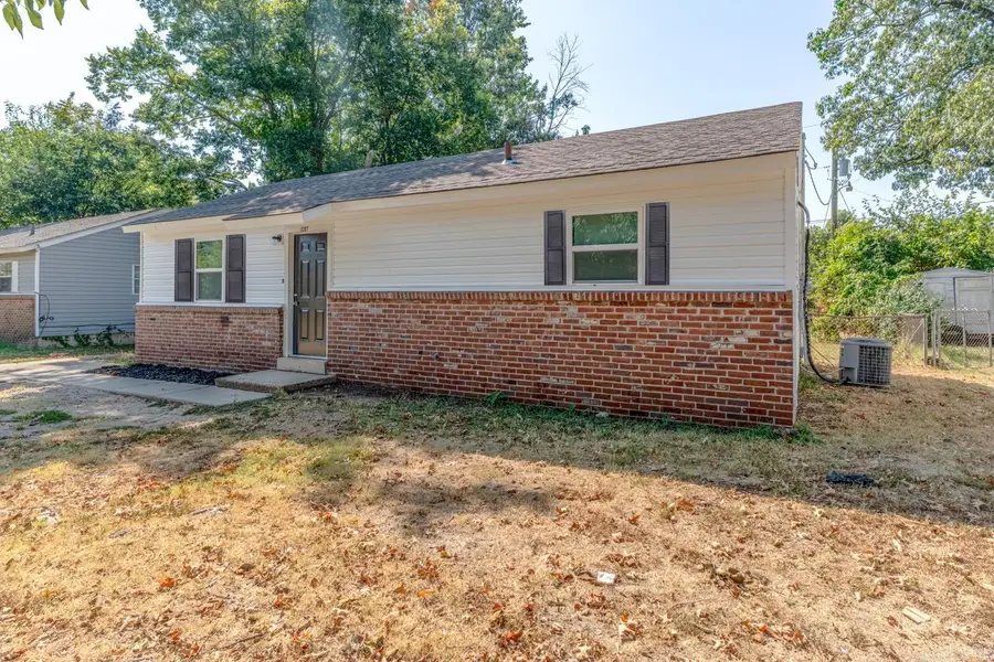 3207 Fairview Dr, Jonesboro, AR 72401 - #3