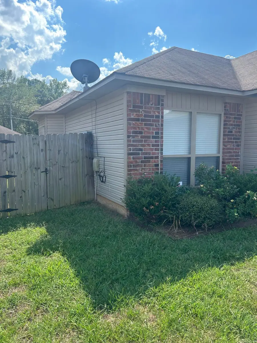 Address Withheld By Seller, Little Rock, AR 72204 - #2