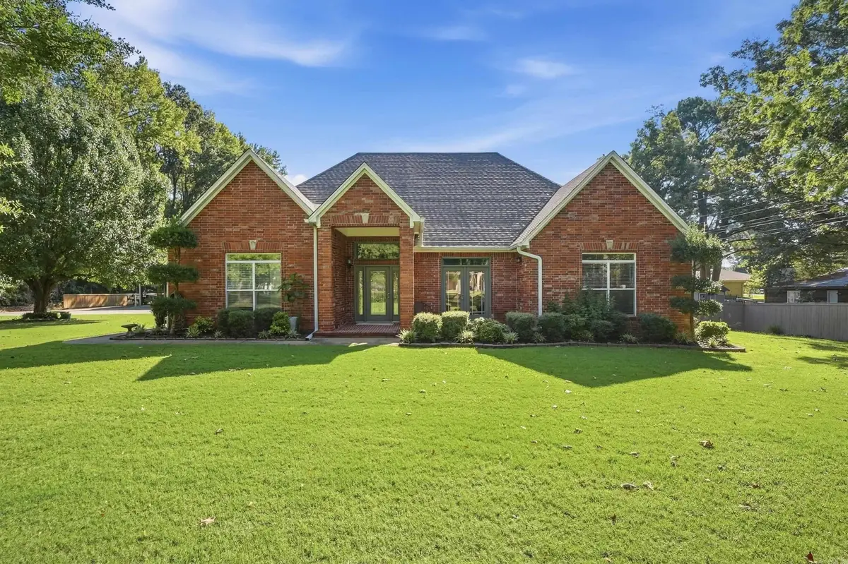309 S Pine St, Cabot, AR 72023 - #1