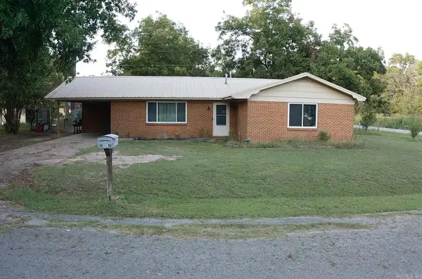 105 E Moore St, Tuckerman, AR 72473