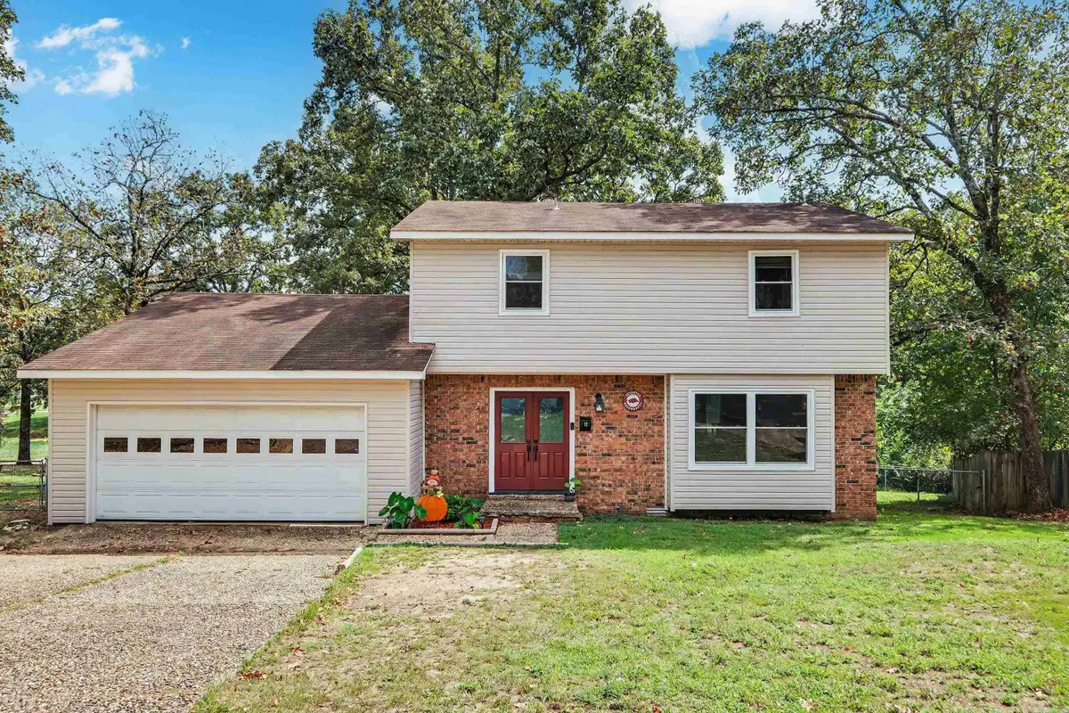 12 Sallisaw Ct, North Little Rock, AR 72116 - #1