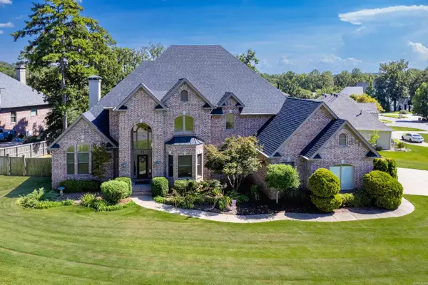 11 Deauville Circle, Little Rock, AR 72223