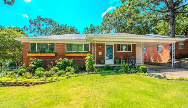 903 W 52nd Street, North Little Rock, AR 72118