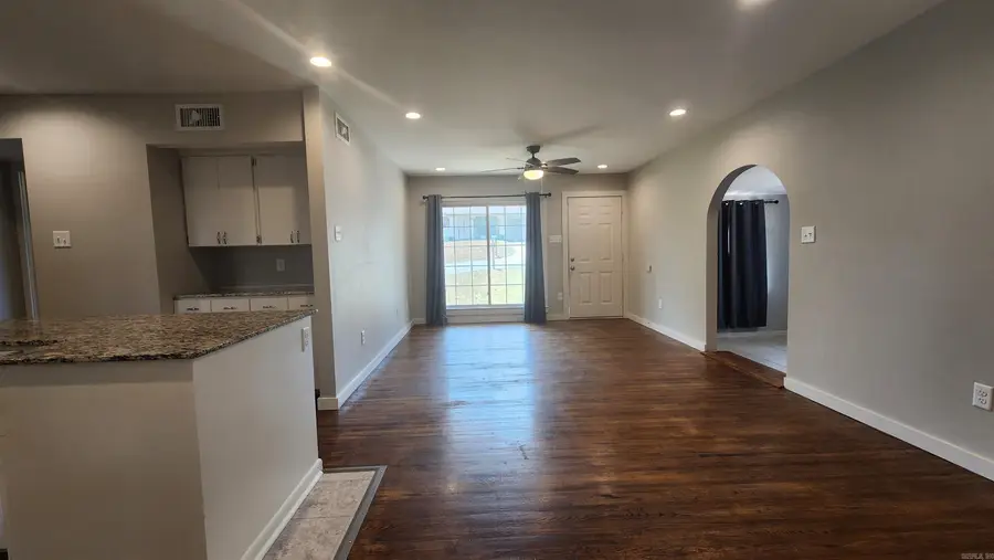 22 Southmont Drive, Little Rock, AR 72209 - #3