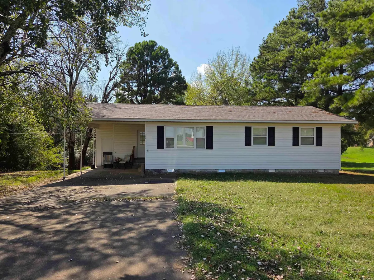 208 Academy, Paragould, AR 72450 - #1