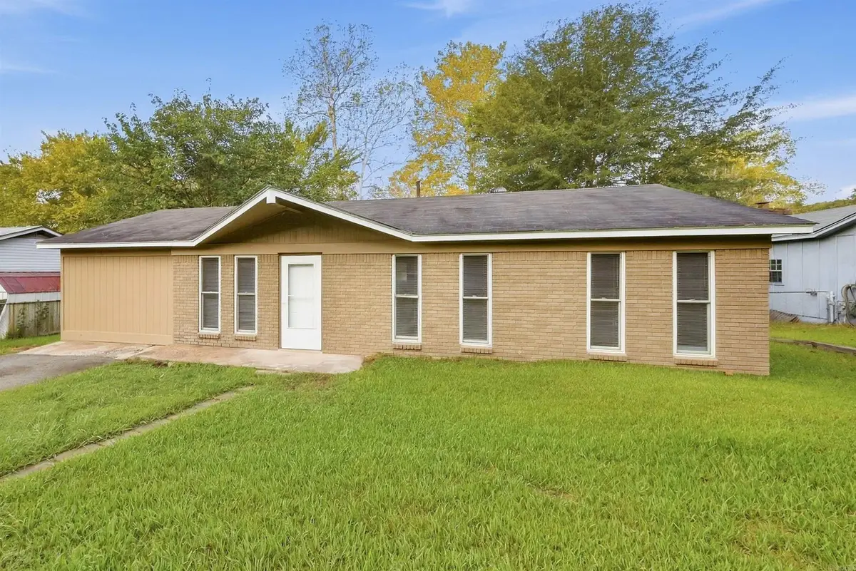 21 Compass Point Street, Sherwood, AR 72120 - #1