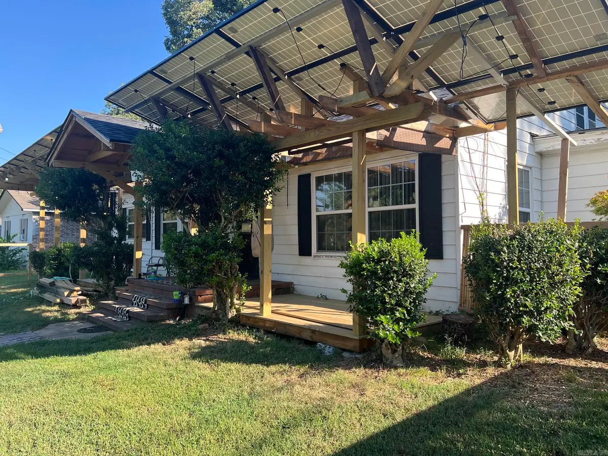 100 Green St, Morrilton, AR 72210 - #1