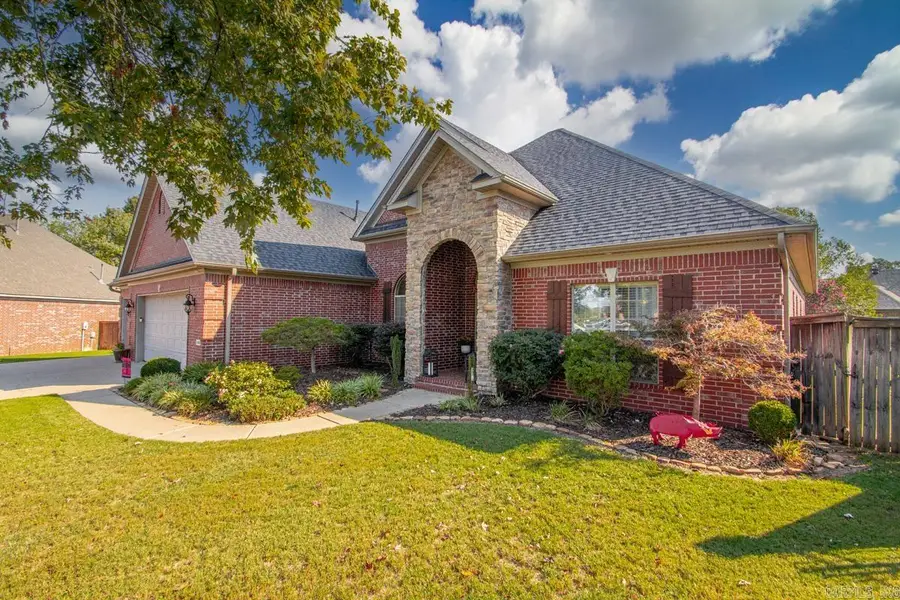 1500 South Beach Street, Conway, AR 72034 - #2