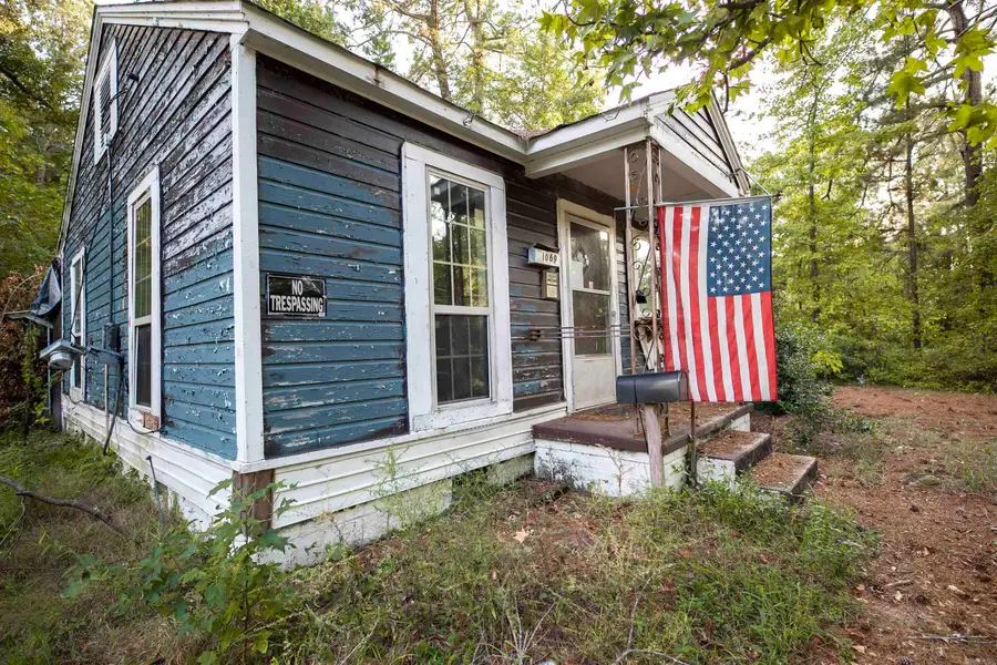 1069 Elm St, Camden, AR 71701 - #2
