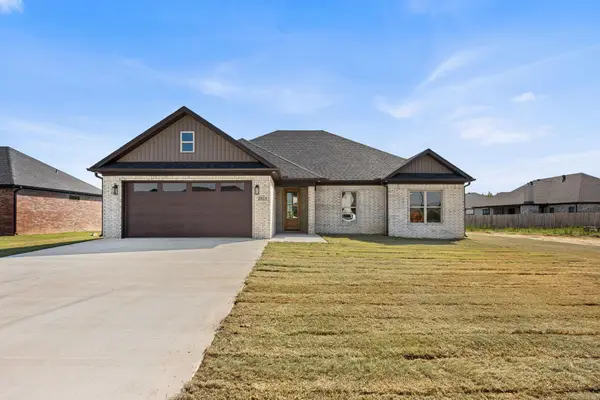 2324 Lakewood Circle, Cabot, AR 72023