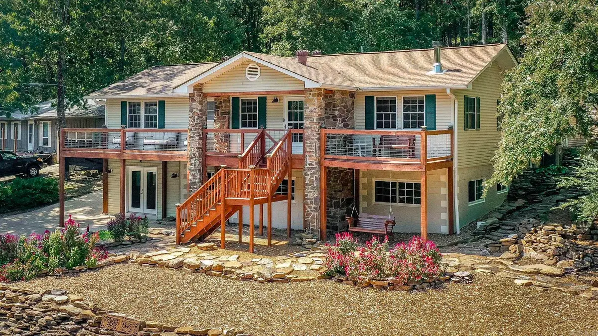 842 Dave Creek Parkway, Fairfield Bay, AR 72088 - #1