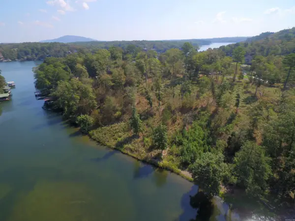 000 Arapaho Loop, Royal, AR 71968