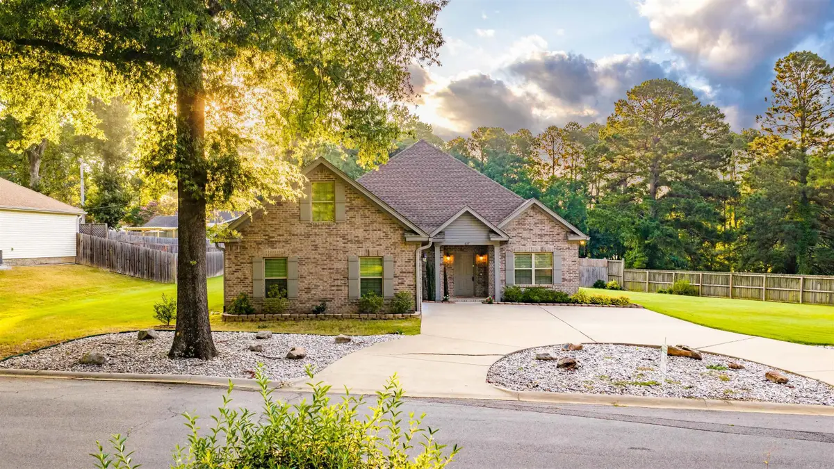 617 Edgemoor Terrace, Benton, AR 72015 - #1