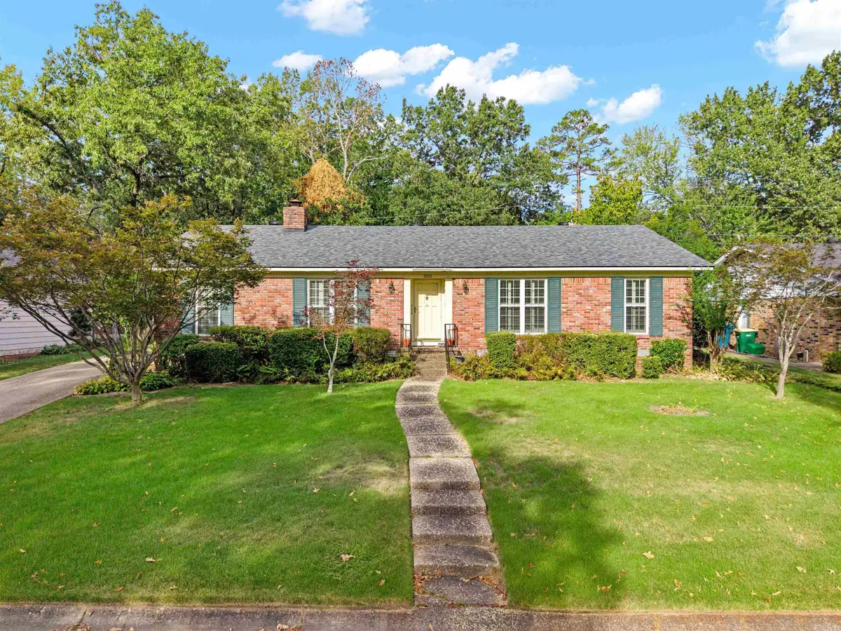 2013 Clapboard Hill Rd, Little Rock, AR 72227 - #1