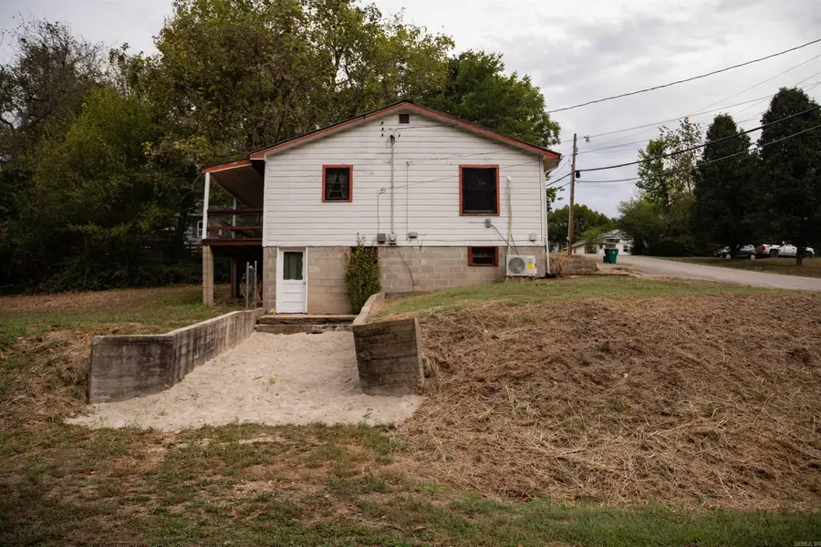 303 N 5th Street, Thayer, MO 65791 - #3