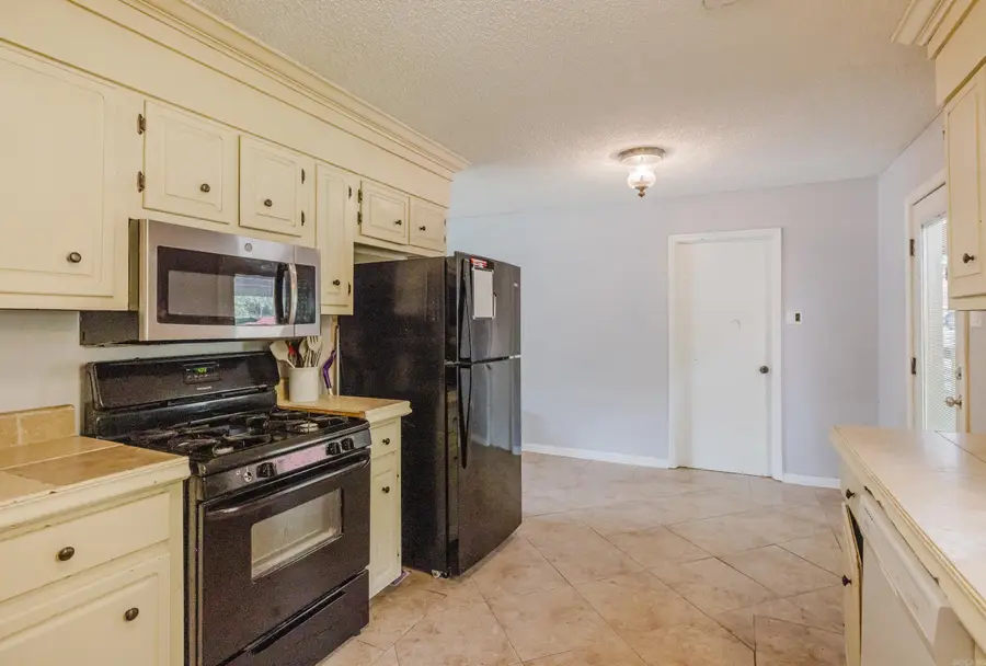 2322 Wright Avenue, Benton, AR 72019 - #3
