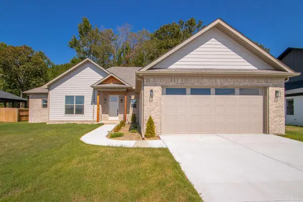 108 Fawnwood Street, Jacksonville, AR 72076