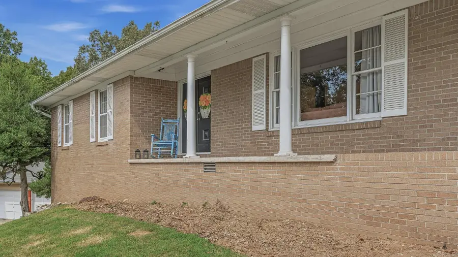 1509 Crestview Drive, Paragould, AR 72450 - #3