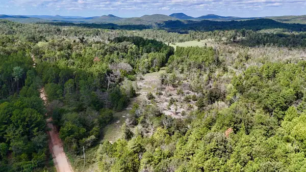 381 Preacher Road, Melbourne, AR 72556