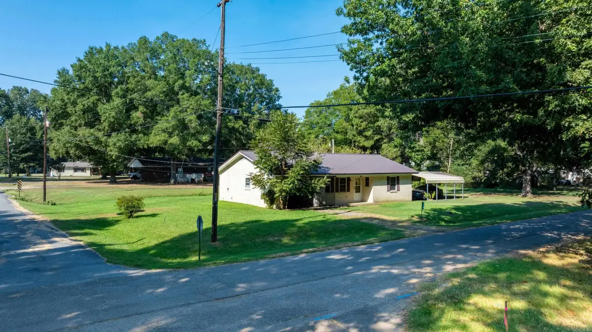 402 W Barnett Street, Kensett, AR 72082 - #1