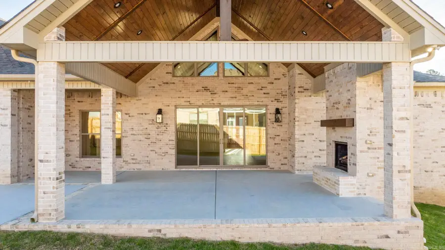 1665 Nantucket Drive, Conway, AR 72034 - #2