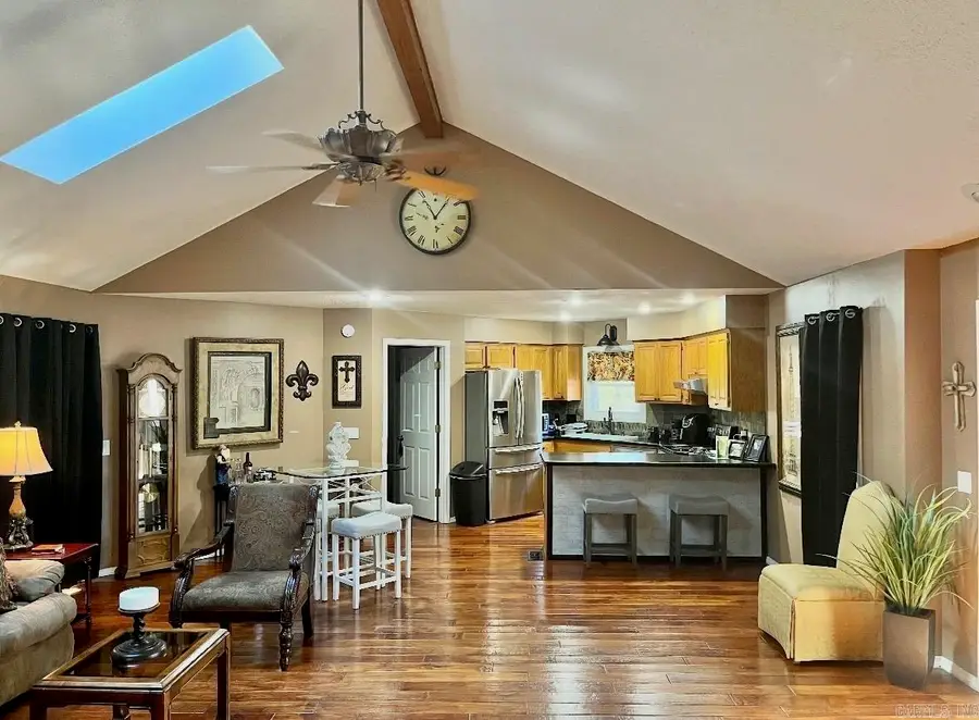 9 Balenciaga Way, Hot Springs Village, AR 71909 - #2