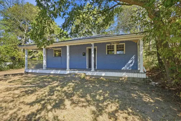 206 W Sugarloaf Street, Heber Springs, AR 72543