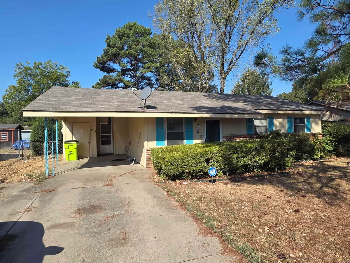 1603 N Lowe St, Stuttgart, AR 72160 - #1