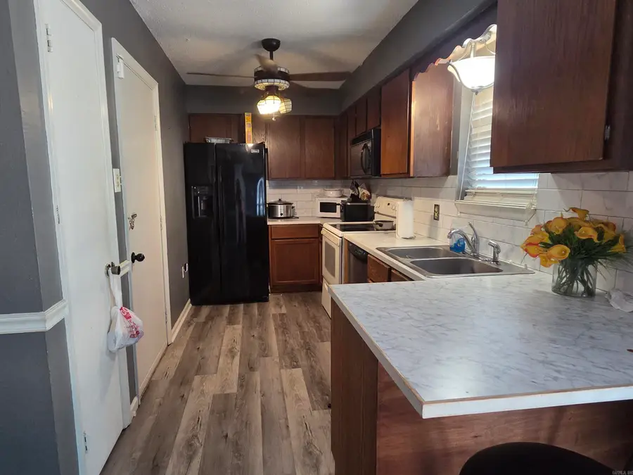 1603 N Lowe St, Stuttgart, AR 72160 - #3