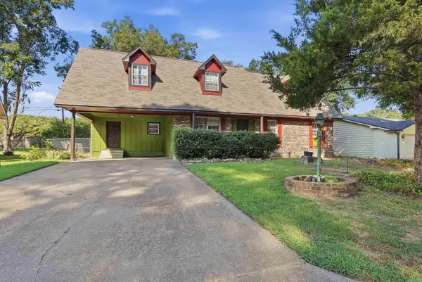 6 Meadowbrook Drive, Conway, AR 72032
