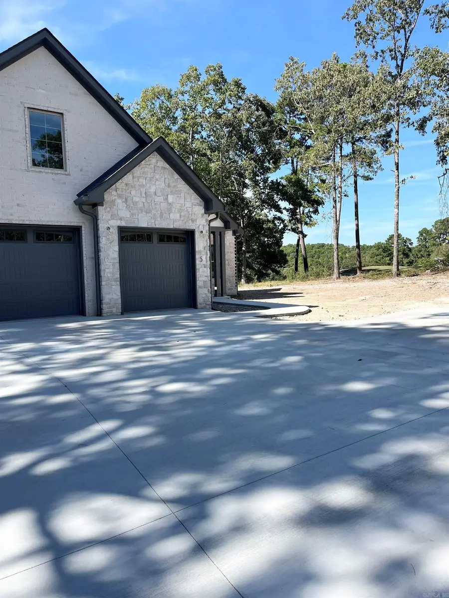 5 Villacarriedo Drive, Hot Springs Village, AR 71909 - #2