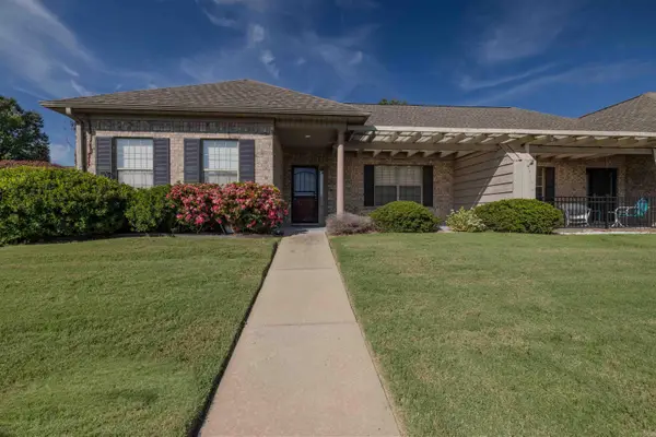 901 Stagecoach Village, Little Rock, AR 72210