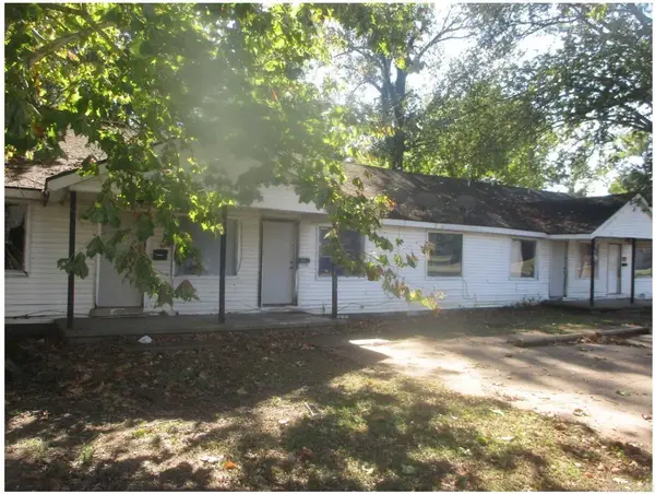 302 E Semmes Avenue, Osceola, AR 72370