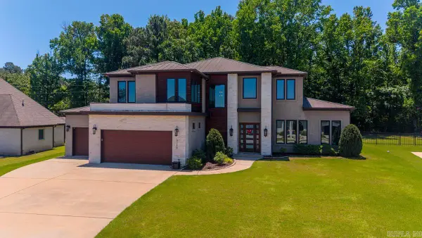 6736 Hilo Avenue, Benton, AR 72019